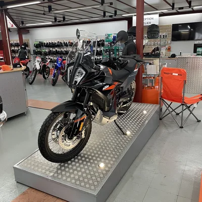 KTM 890 ADVENTURE DESTOCKAGE A 12890 €  TECH-PACK OFFERT