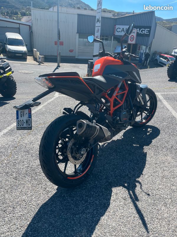 KTM 390 Duke