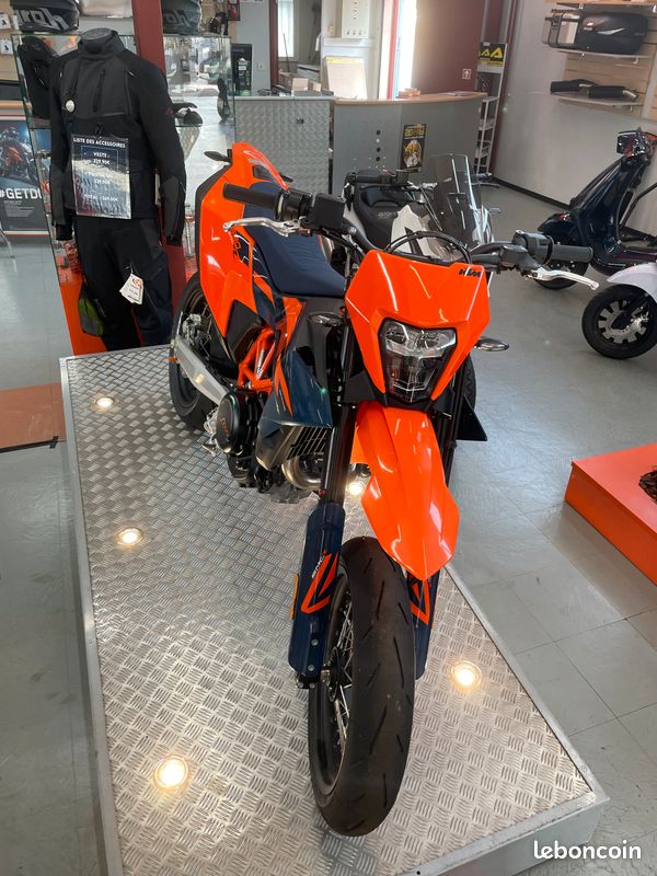 KTM 690 Smcr 2026