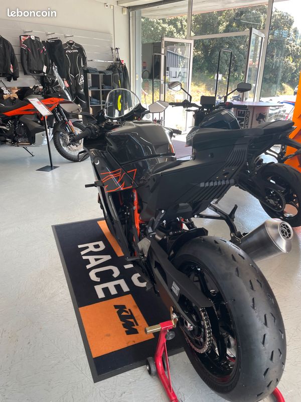 KTM 990 RC R 2026 Tech-Pack